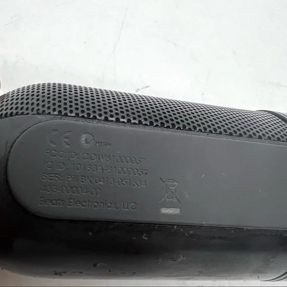 Beats by Dr. Dre Pill Speaker Wireless Bluetooth Black Tested Working #6. - Picture 8 of 9